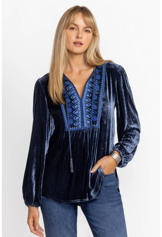 CURVED HEM PRAIRIE BLOUSE