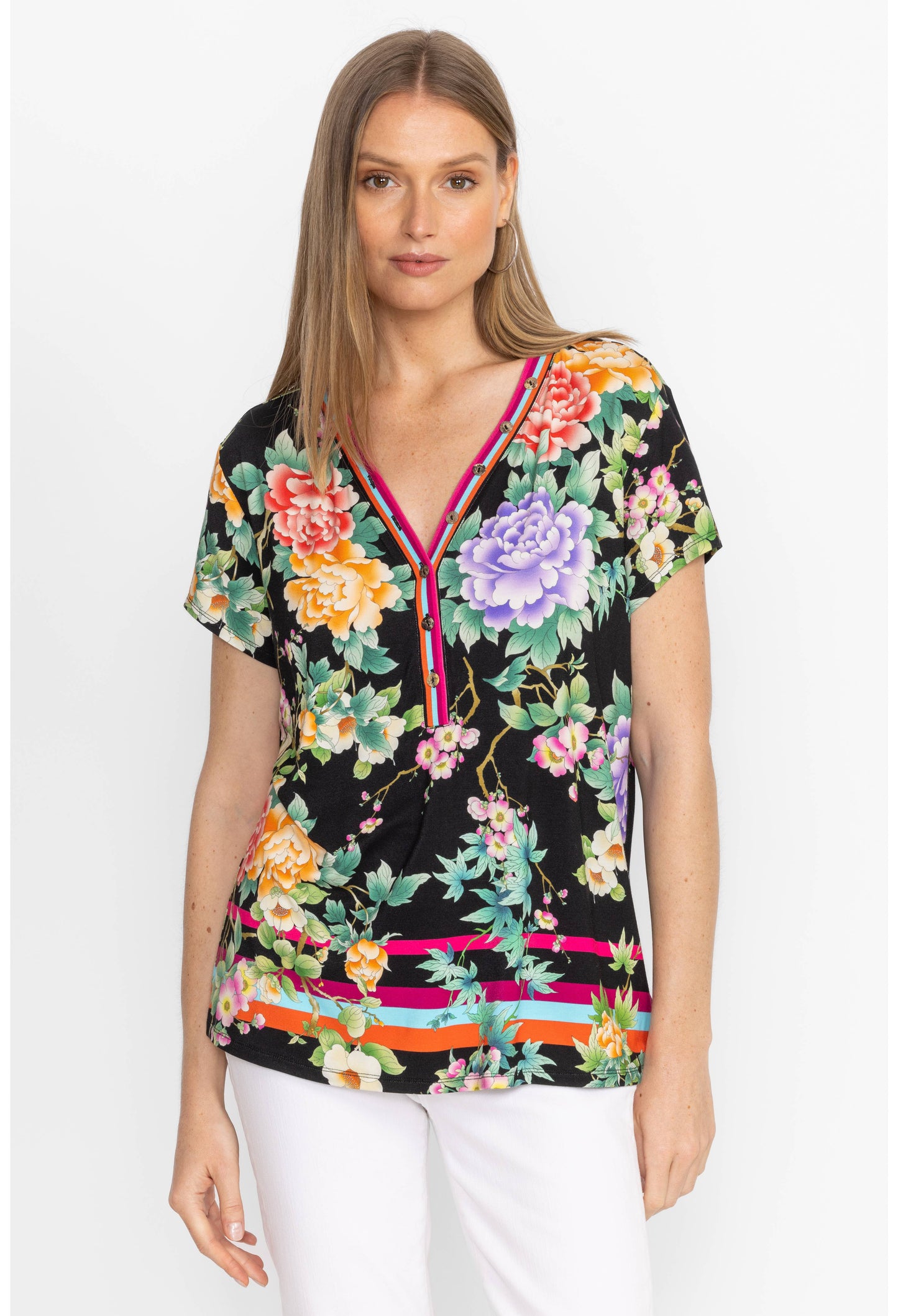 Le Jardin SC The Janie Favorite Button up Neck tee