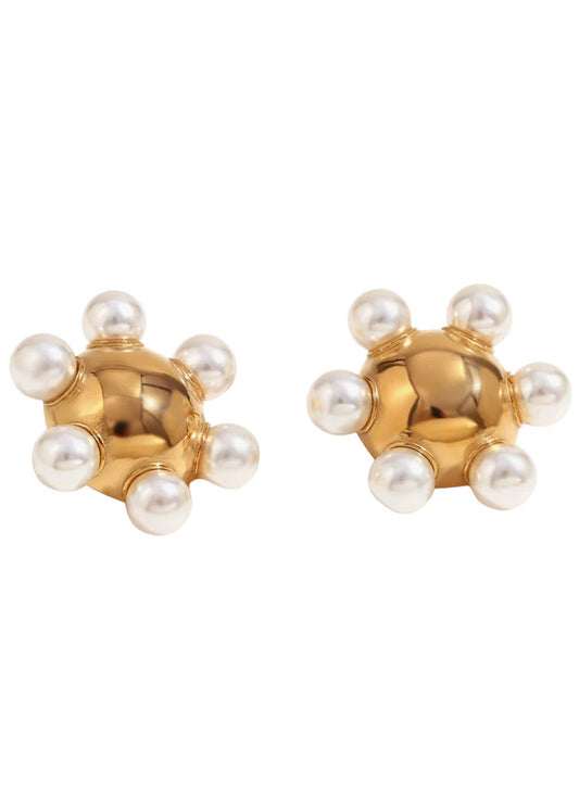 nikki earring