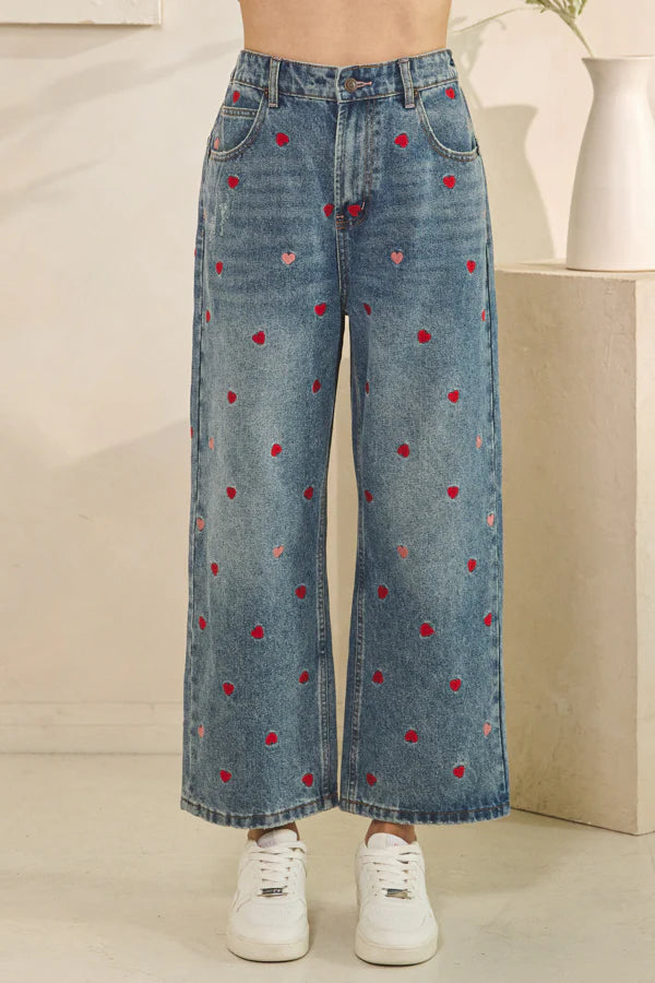 Washed Heart Embroidered Boyfriend Jean